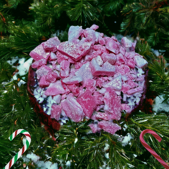 Resting Grinchface Wax Melt Crumble: Crushed Peppermint Scent - Picture 1 of 3